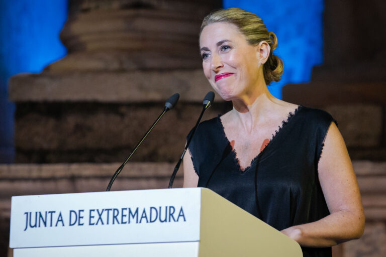 María Guardiola destaca «el esfuerzo y el trabajo» de los galardonados con las Medallas de Extremadura 2024